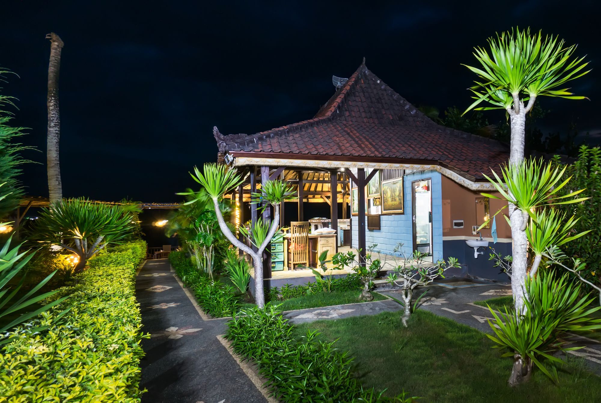 Laguna Reef Huts Hotel Nusa Lembongan  Exterior photo